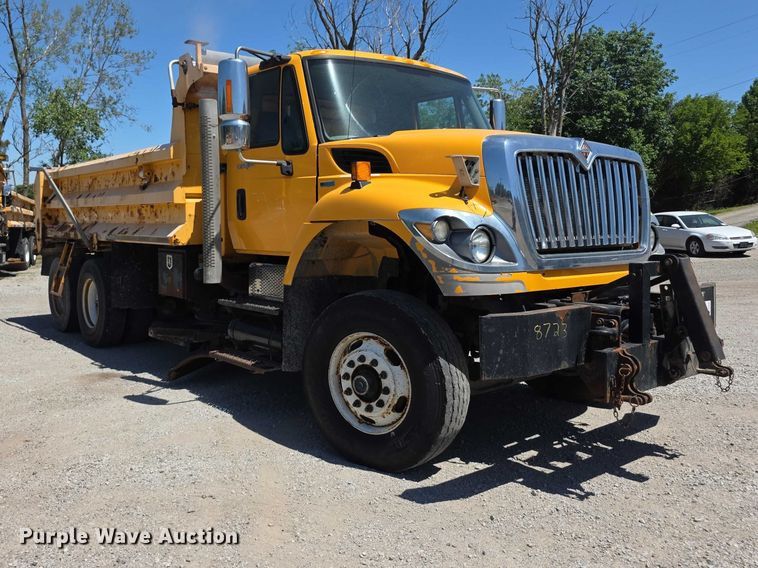 image for item FI0996 2012 International 7500 dump truck