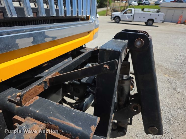 image for item FI0996 2012 International 7500 dump truck