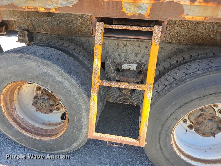 image for item FI0996 2012 International 7500 dump truck