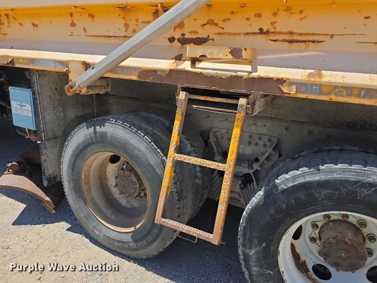 image for item FI0996 2012 International 7500 dump truck