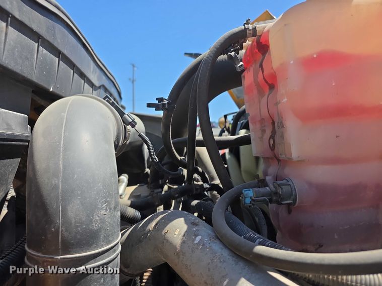 image for item FI0996 2012 International 7500 dump truck