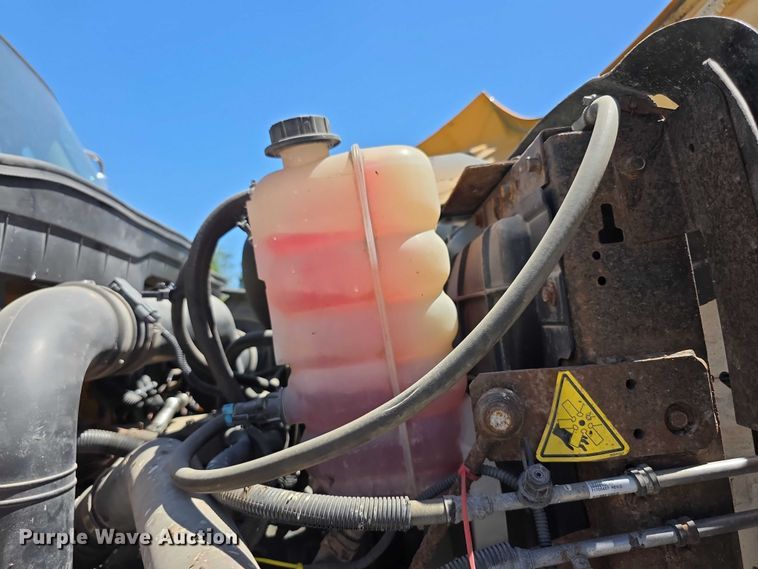 image for item FI0996 2012 International 7500 dump truck