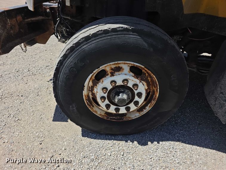 image for item FI0996 2012 International 7500 dump truck