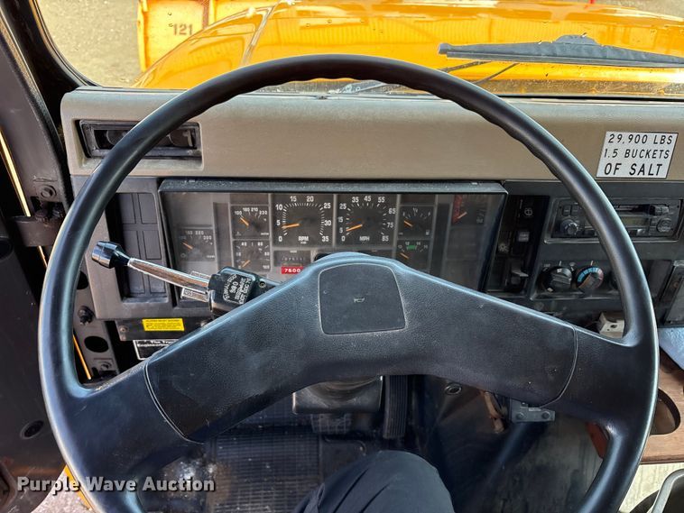 image for item FK1307 1994 International 4900 dump truck