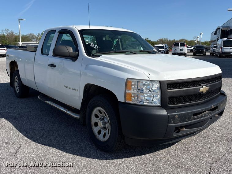 image for item FK1434 2009 Chevrolet Silverado 1500 Ext. Cab pickup truck