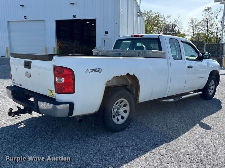image for item FK1434 2009 Chevrolet Silverado 1500 Ext. Cab pickup truck
