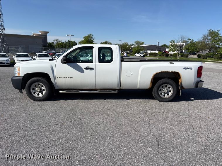 image for item FK1434 2009 Chevrolet Silverado 1500 Ext. Cab pickup truck