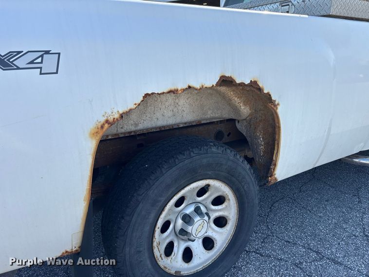 image for item FK1434 2009 Chevrolet Silverado 1500 Ext. Cab pickup truck