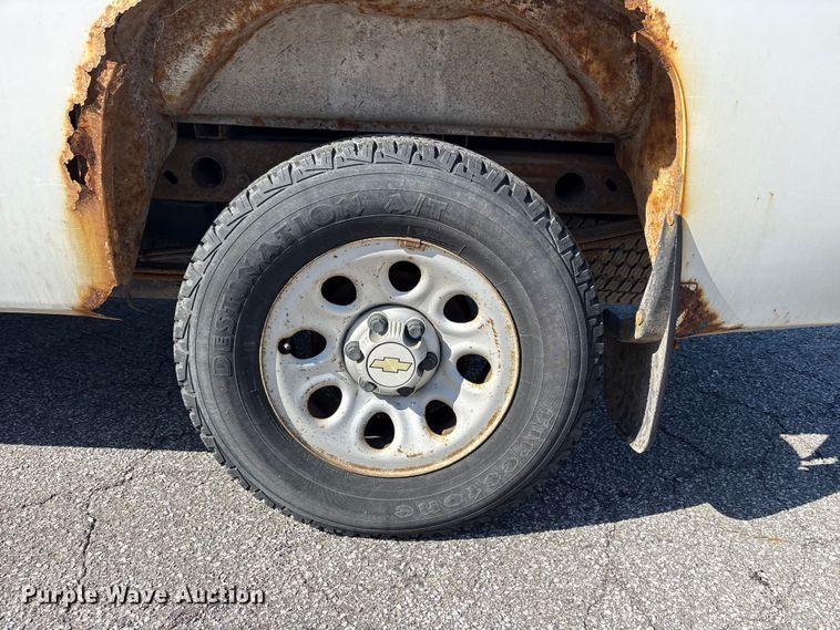 image for item FK1434 2009 Chevrolet Silverado 1500 Ext. Cab pickup truck
