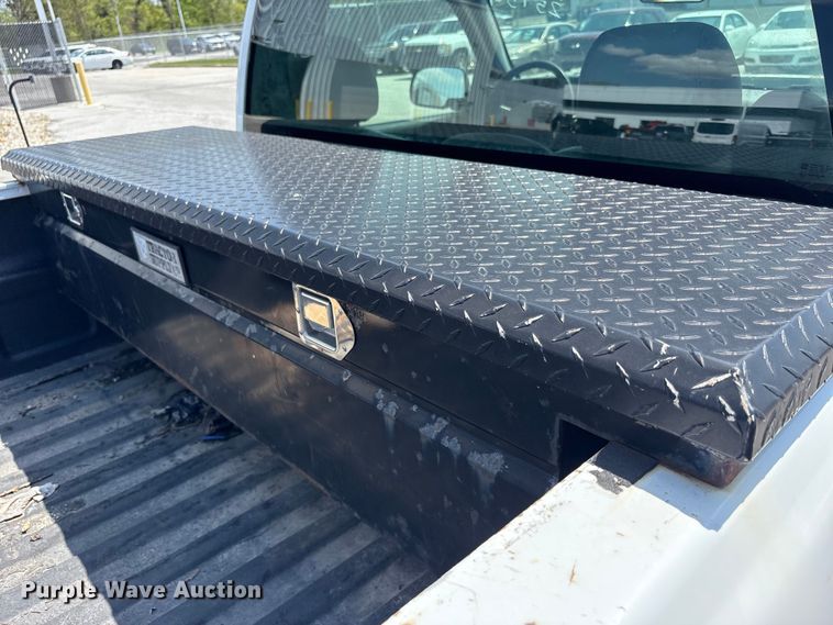 image for item FK1448 2005 Chevrolet Silverado 2500HD pickup truck