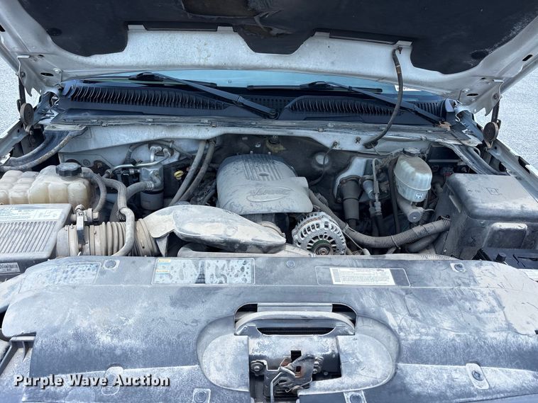 image for item FK1448 2005 Chevrolet Silverado 2500HD pickup truck