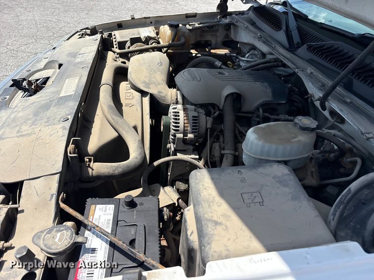 image for item FK1448 2005 Chevrolet Silverado 2500HD pickup truck
