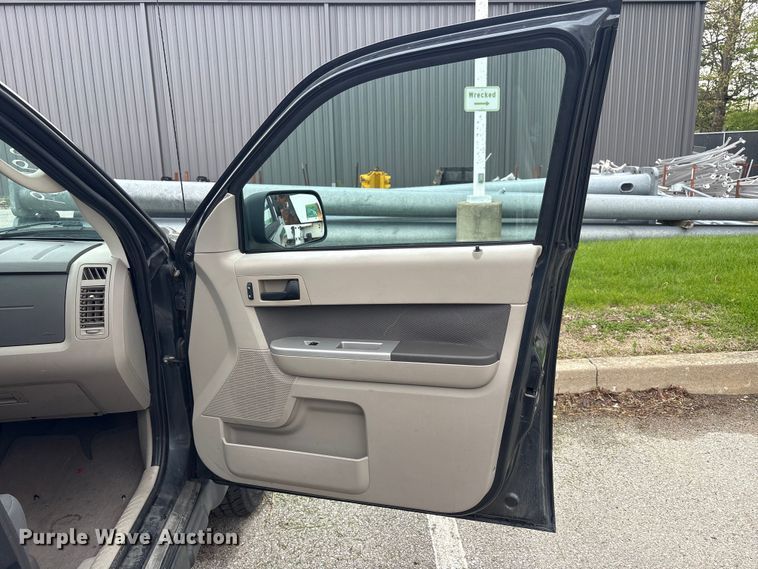 image for item FK1456 2009 Ford Escape  SUV