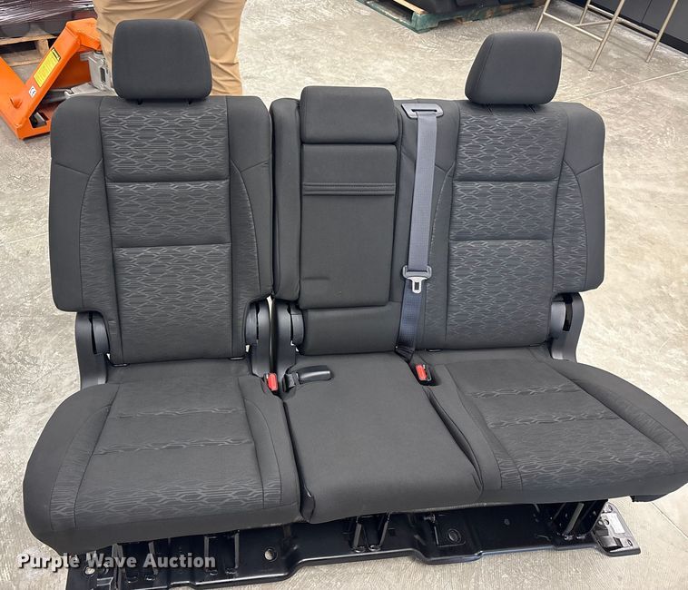image for item FK1458 Approximately 90 automotive seats