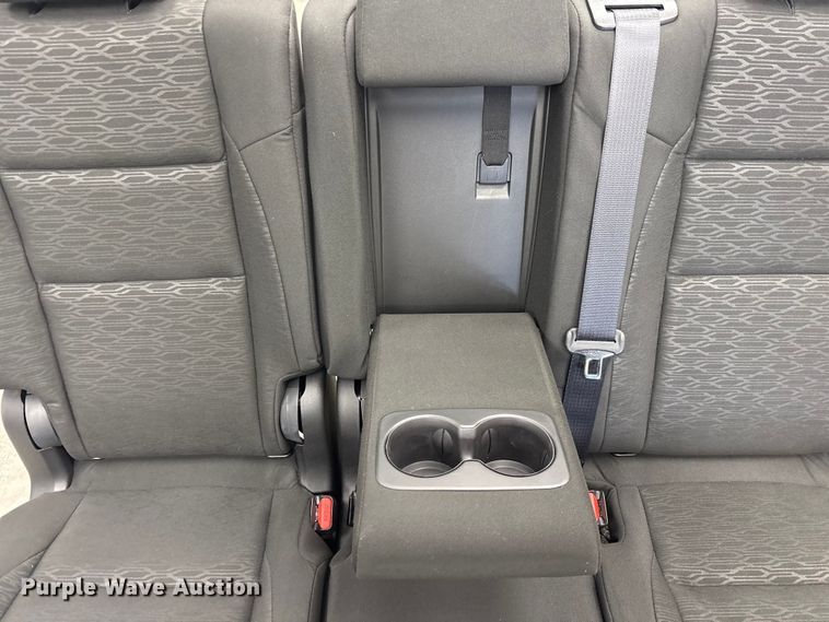 image for item FK1458 Approximately 90 automotive seats