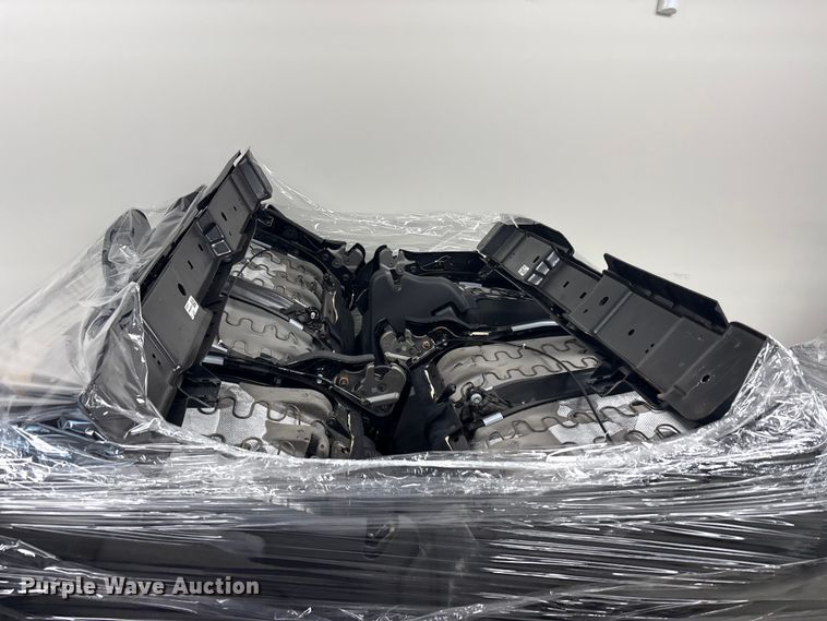 image for item FK1458 Approximately 90 automotive seats