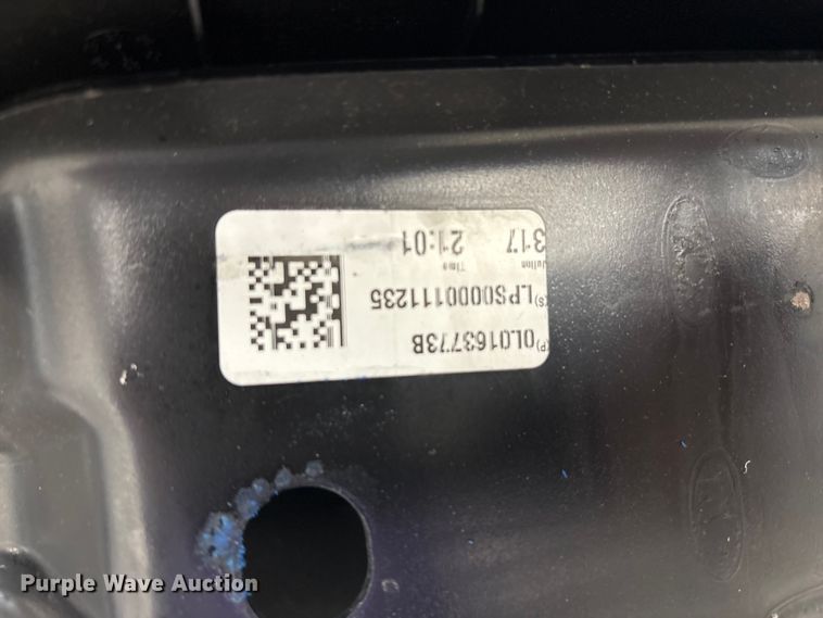 image for item FK1458 Approximately 90 automotive seats
