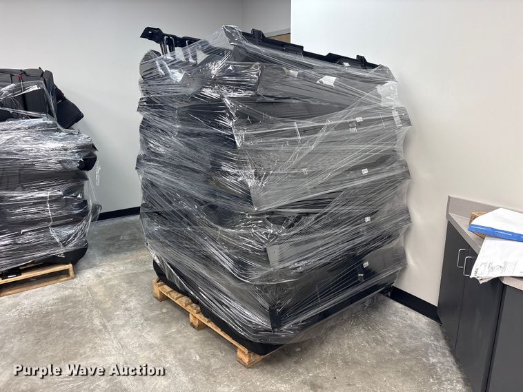 image for item FK1458 Approximately 90 automotive seats