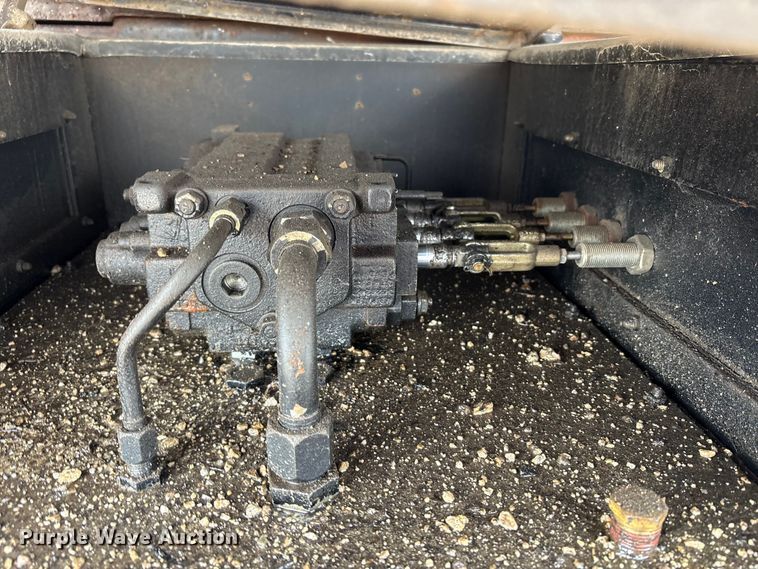 image for item FK1461 2008 International 7400 SFA dump truck