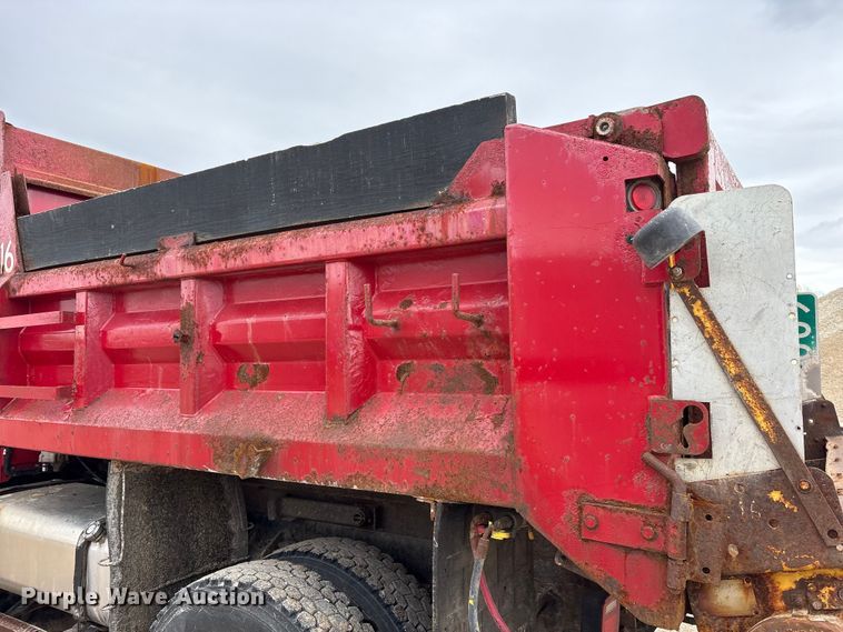 image for item FK1461 2008 International 7400 SFA dump truck
