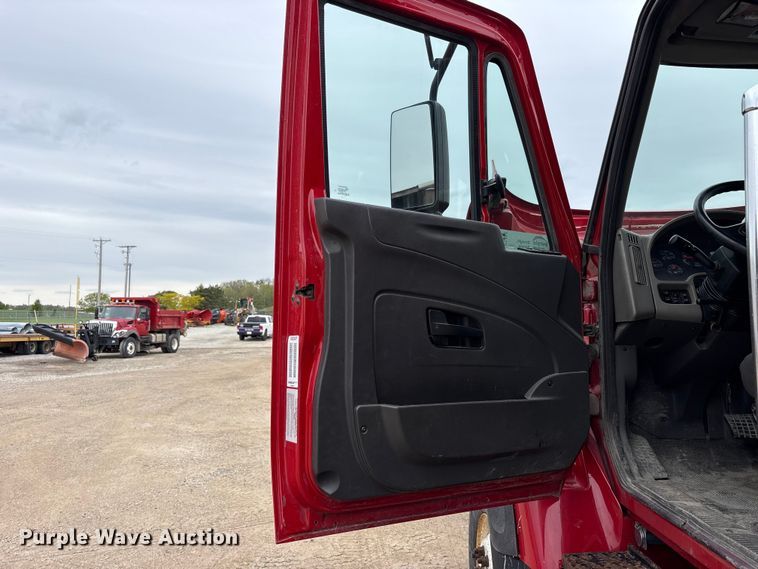 image for item FK1461 2008 International 7400 SFA dump truck