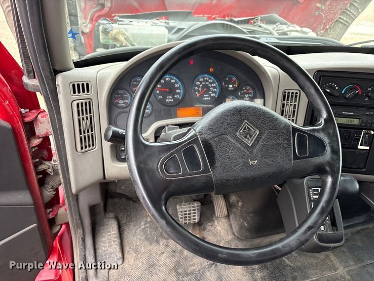image for item FK1461 2008 International 7400 SFA dump truck