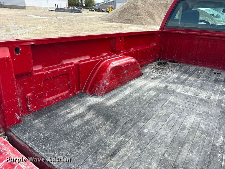 image for item FK1462 2003 Chevrolet Silverado 1500 pickup truck
