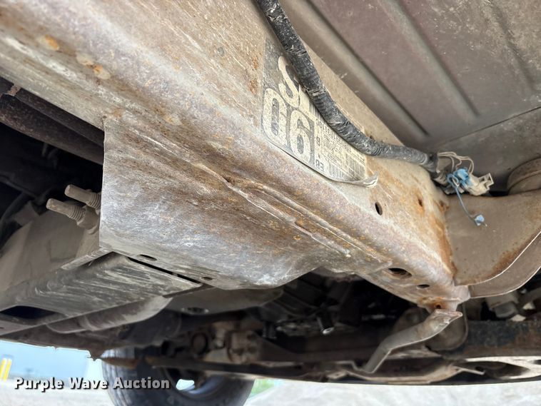 image for item FK1462 2003 Chevrolet Silverado 1500 pickup truck