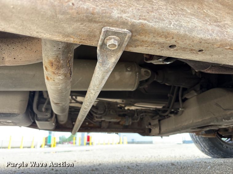 image for item FK1462 2003 Chevrolet Silverado 1500 pickup truck
