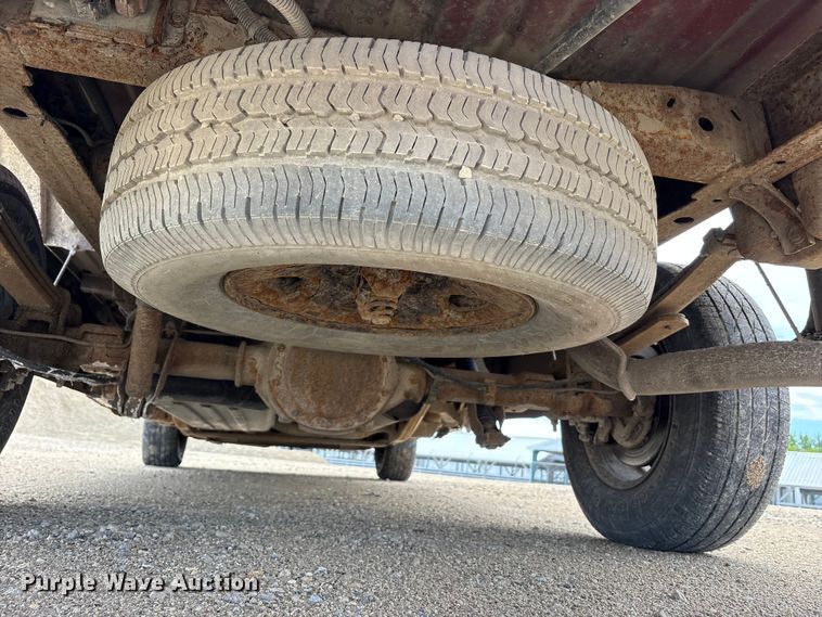 image for item FK1462 2003 Chevrolet Silverado 1500 pickup truck