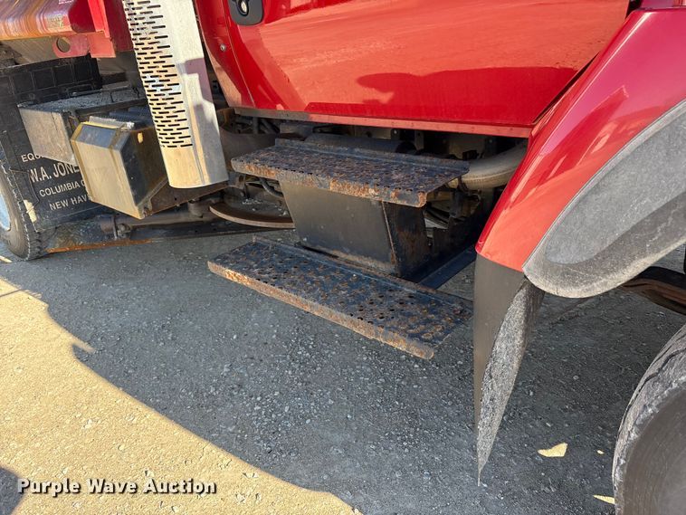 image for item FK1463 2009 International 7400 SFA dump truck
