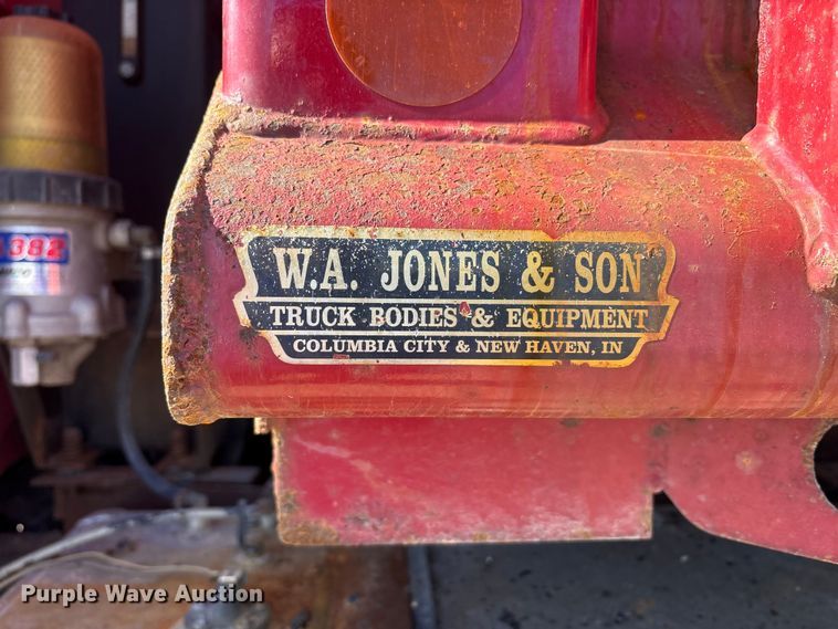 image for item FK1463 2009 International 7400 SFA dump truck