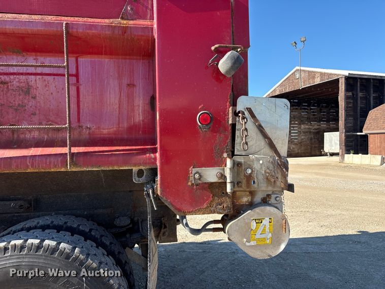 image for item FK1463 2009 International 7400 SFA dump truck