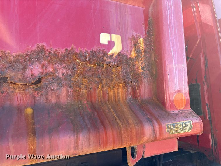 image for item FK1463 2009 International 7400 SFA dump truck