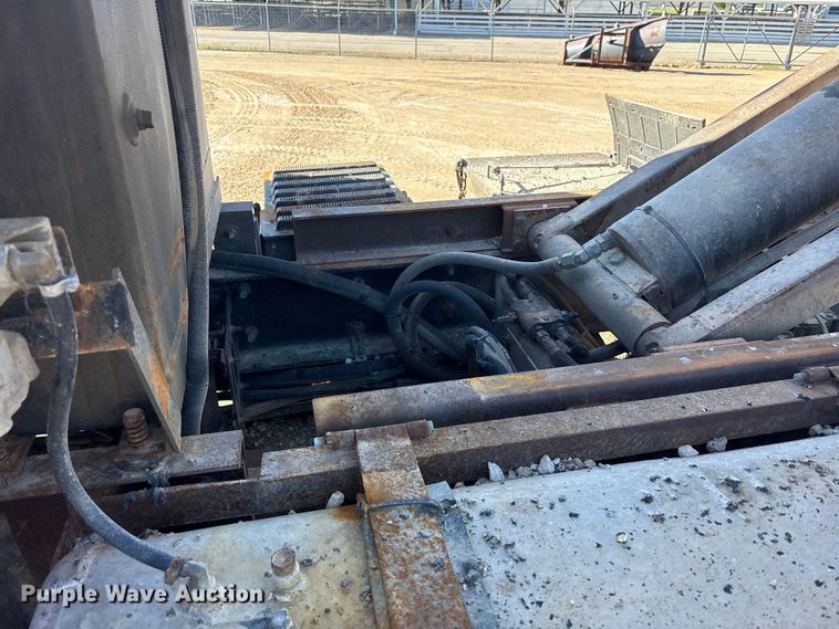 image for item FK1463 2009 International 7400 SFA dump truck
