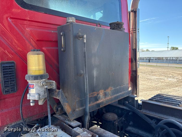 image for item FK1463 2009 International 7400 SFA dump truck
