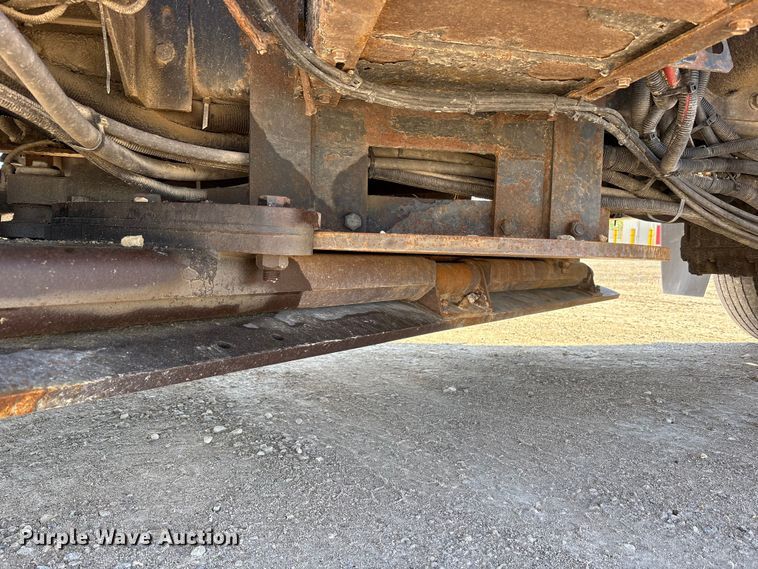 image for item FK1463 2009 International 7400 SFA dump truck