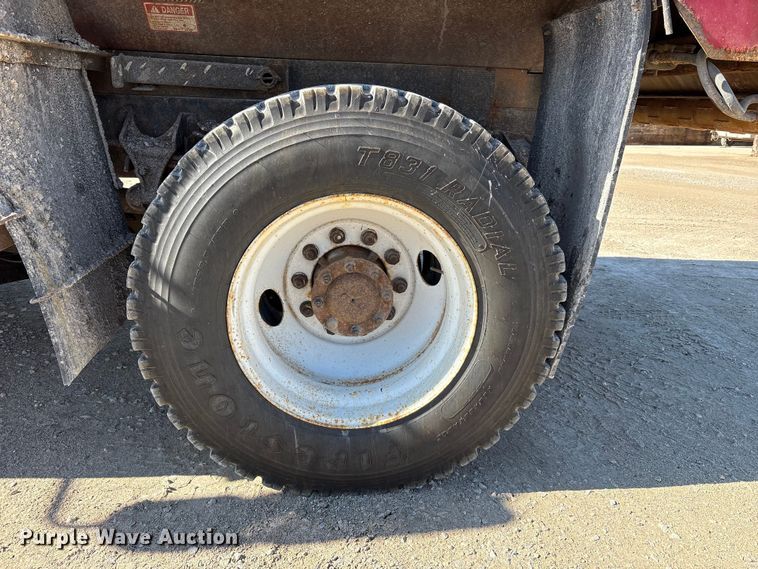image for item FK1463 2009 International 7400 SFA dump truck