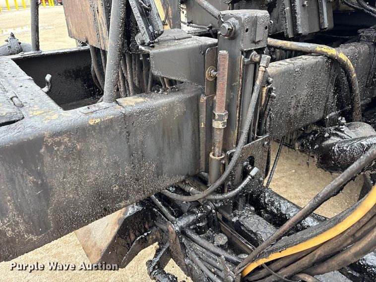 image for item FK1470 1992 Ford L8000 oil distributor truck
