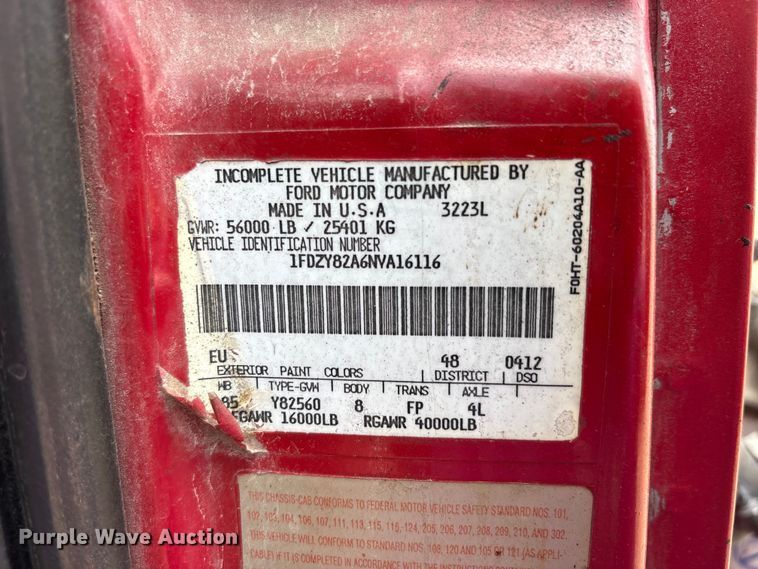 image for item FK1470 1992 Ford L8000 oil distributor truck
