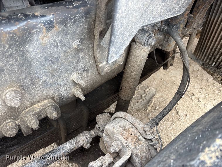 image for item FK1472 2003 Volvo VHD dump truck