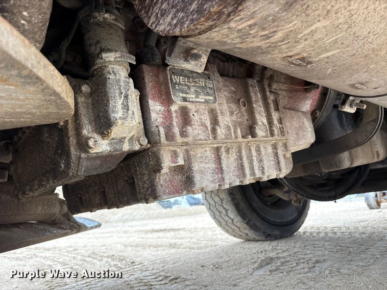 image for item FK1472 2003 Volvo VHD dump truck