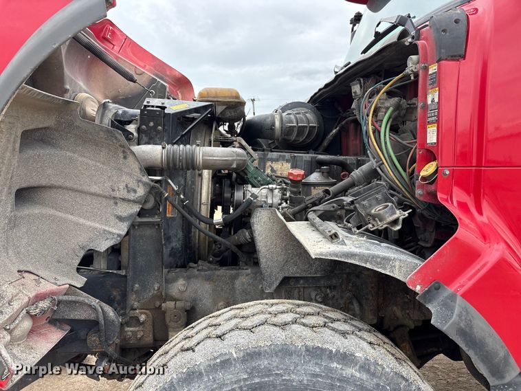 image for item FK1472 2003 Volvo VHD dump truck
