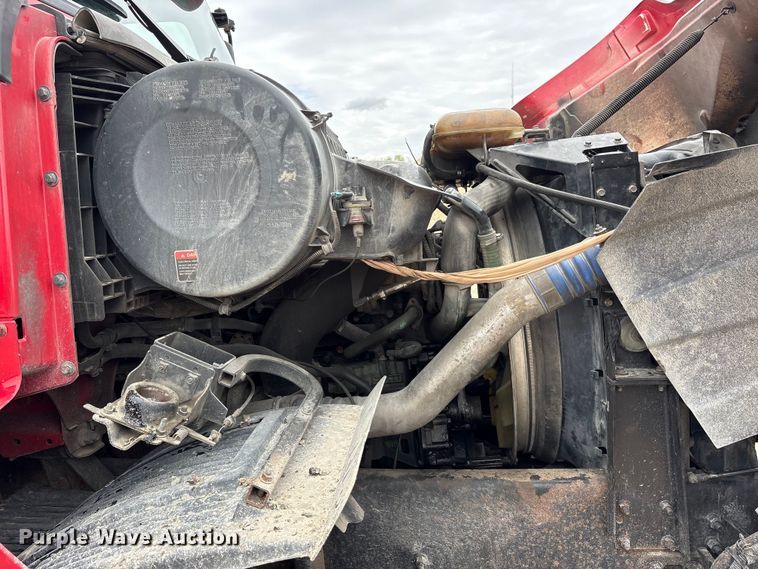 image for item FK1472 2003 Volvo VHD dump truck