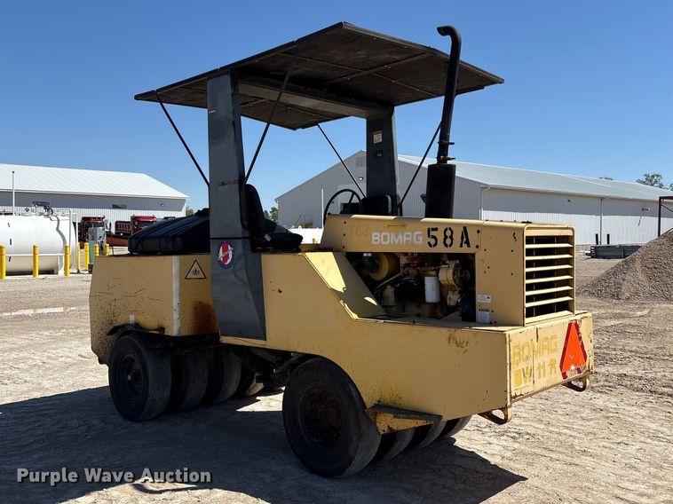image for item FK1473 1995 Bomag BW11R pneumatic roller