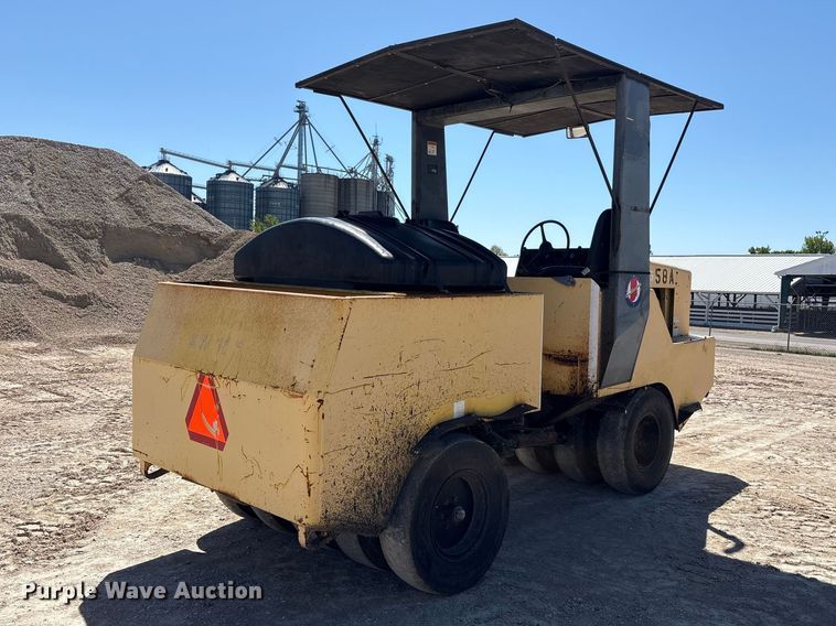image for item FK1473 1995 Bomag BW11R pneumatic roller