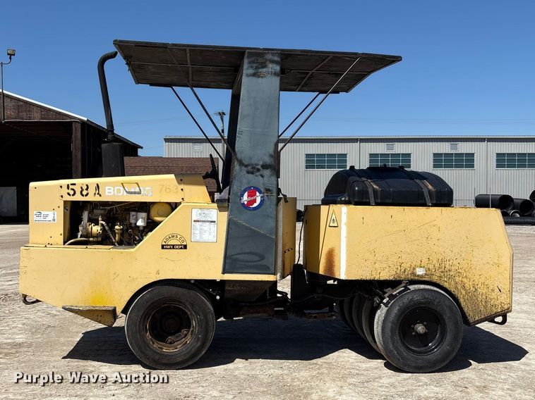 image for item FK1473 1995 Bomag BW11R pneumatic roller