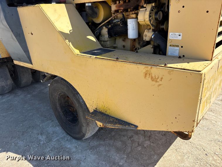 image for item FK1473 1995 Bomag BW11R pneumatic roller