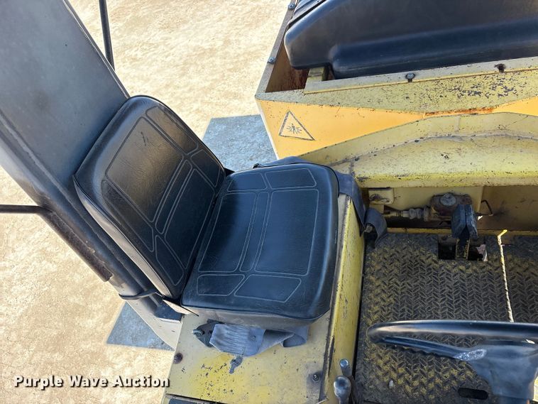 image for item FK1473 1995 Bomag BW11R pneumatic roller