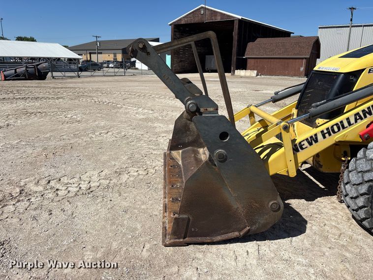image for item FK1477 2008 New Holland B95B backhoe